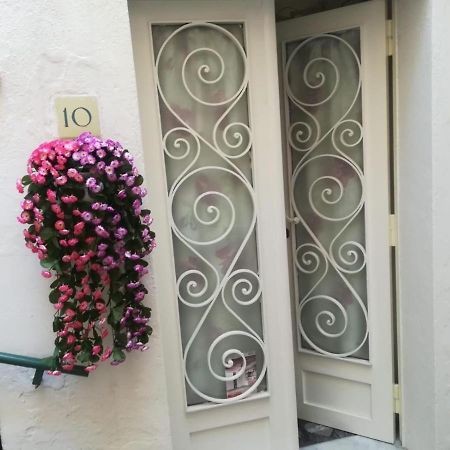 Casa Vacanze Flora Виетри Экстерьер фото